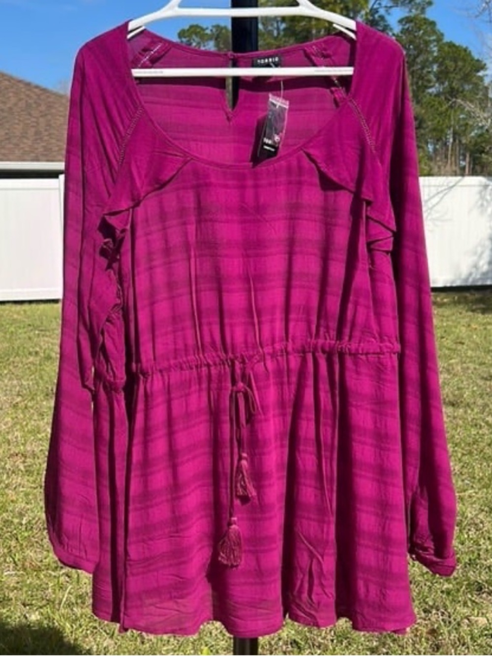 NWT Berry 22/24 Torrid blouse